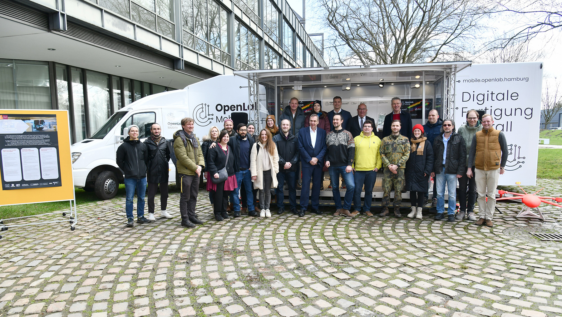 Team Open Lab mobil_web.jpg